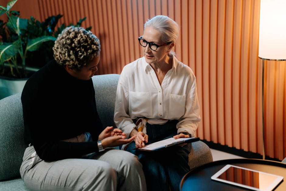Navigating Employment Gaps: Craft a Resume That Shines